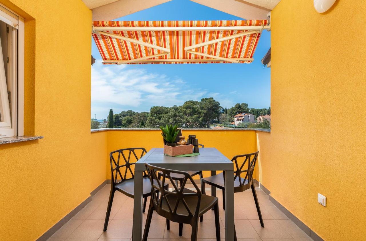 Apartment Vito With Sea View Fažana Extérieur photo